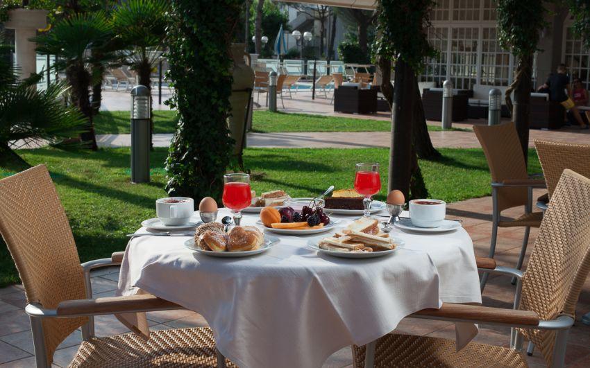 Hotel Imperiale 밀라노마리티마 외부 사진